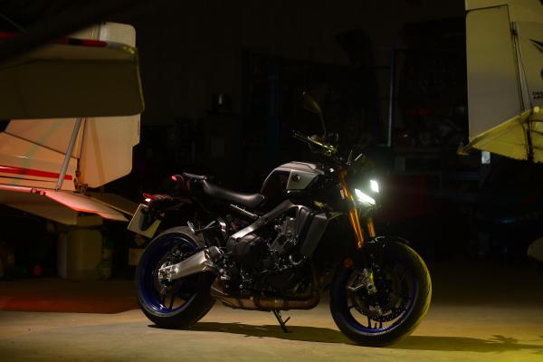 Yamaha MT-09 SP - front