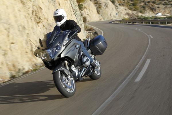 First ride: 2014 BMW R1200RT review