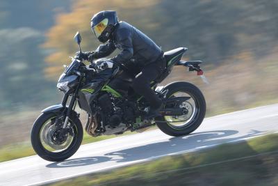 Kawasaki Z900 review Visordown