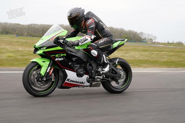 Ninja ZX-10R Visordown Review